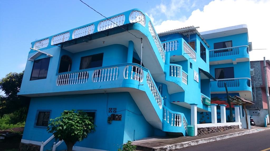 Casa De Celeste Puerto Baquerizo Moreno Exterior photo
