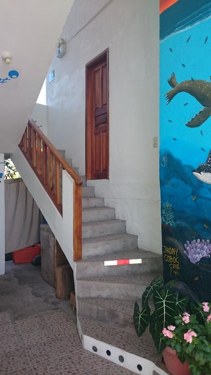 Casa De Celeste Puerto Baquerizo Moreno Exterior photo